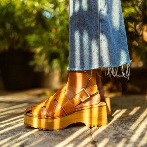 Kelsi Dagger Wooden Platform Sandals